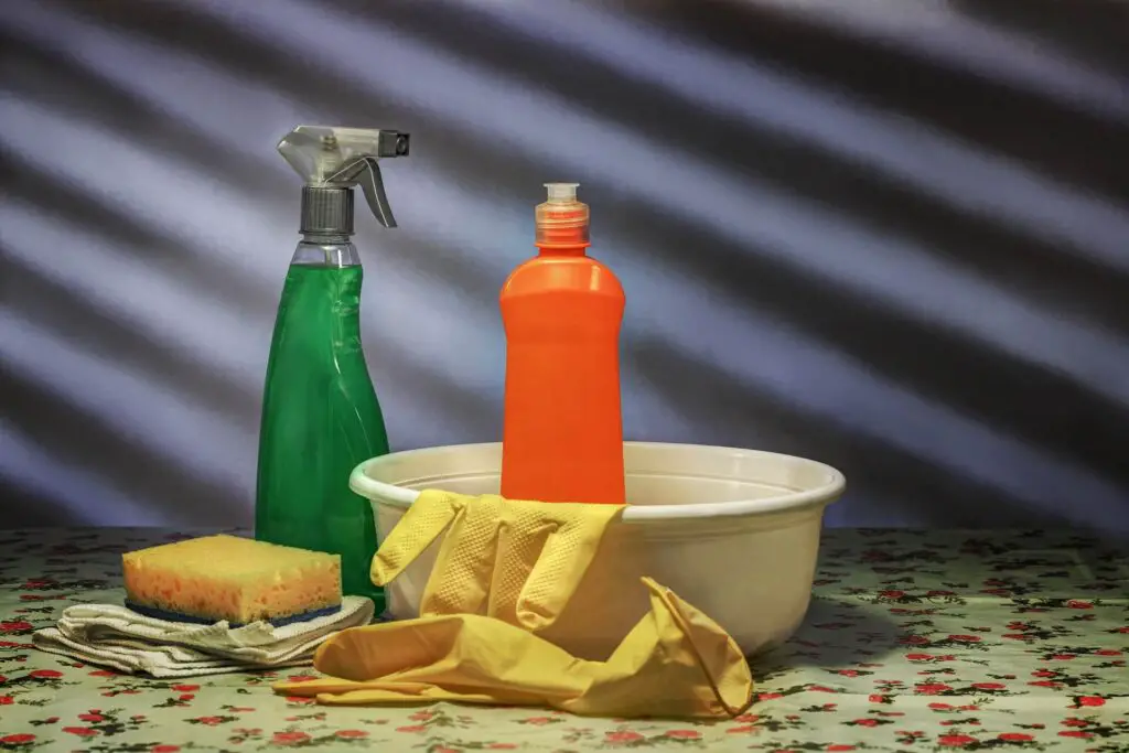 This image shows a few cleaning equipment to suggest that household chores are being split fairly for the article "My Girlfriend Doesn't Cook Or Clean" 