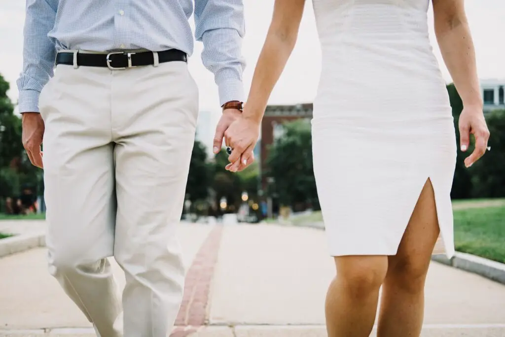 This image shows a couple holding hands to symbolically show that they can identify solutions together. This image was used in the article, My Girlfriend Doesn't Want To Get Married (10 Reasons Why) 