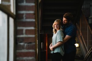 This image shows a couple embracing each other. It's used for the article, my boyfriend doesn't know how to comfort me