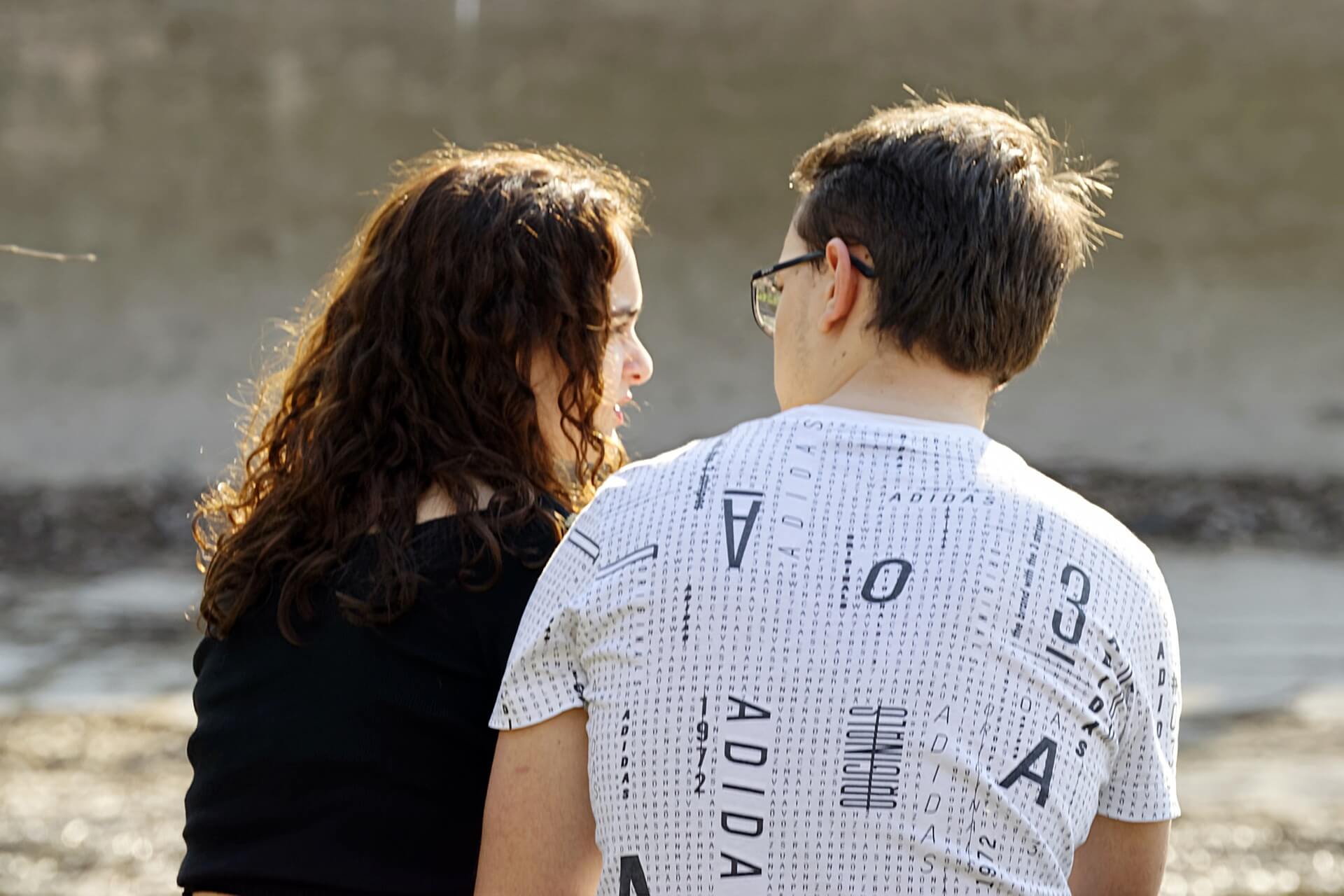 How To Get Over A LongDistance Relationship BreakUp Heartbeats And