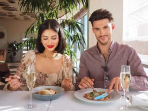 This image shows a couple on a date. It's used for the article "Questions to ask on a second date"